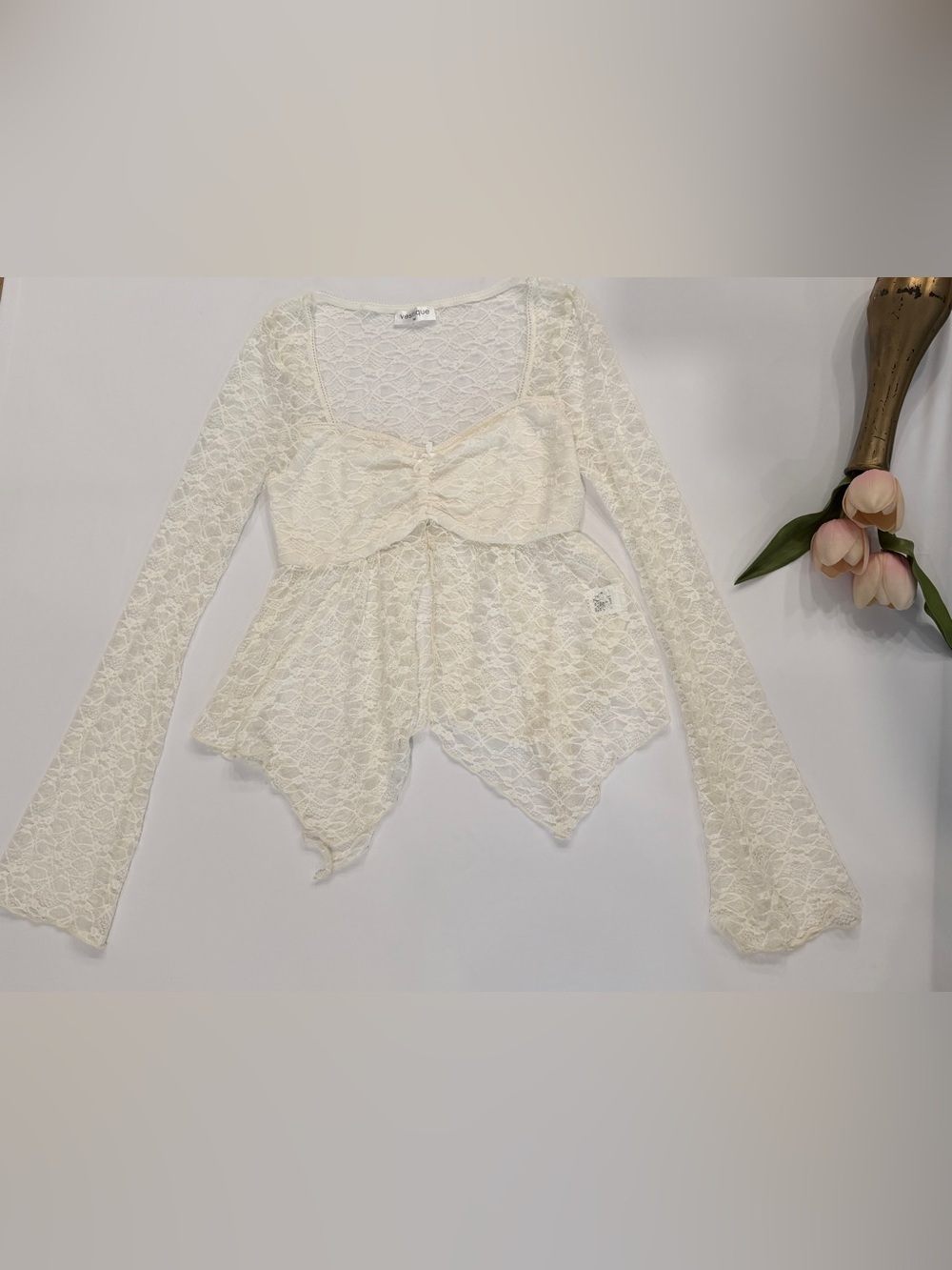 vestique Cream Lace Babydoll Long-Sleeve Top